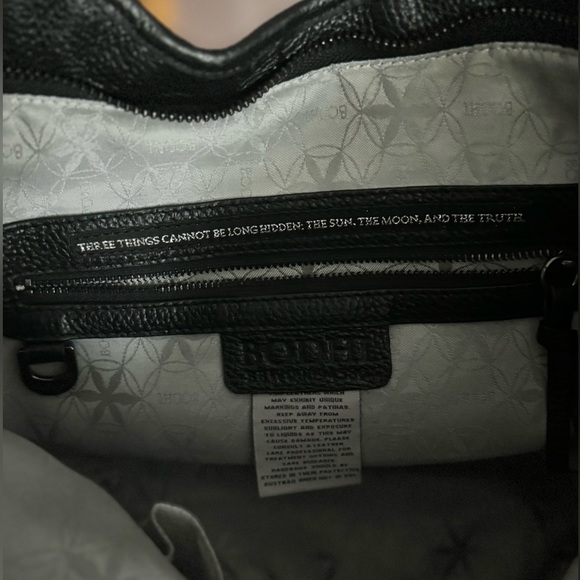 BODHI Shoulder Bag, Leather/Suede-like Material, expands on the bottom,worn once - Picture 12 of 14